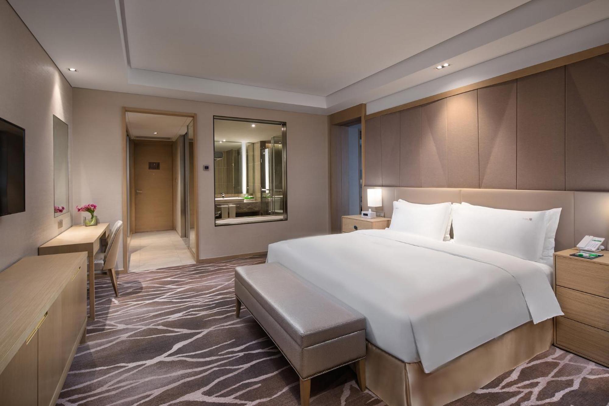 Holiday Inn Wuxi Taihu New City By Ihg Exteriör bild